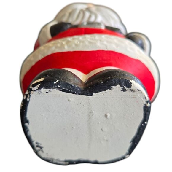 Festive Santa Claus Ceramic Red and White Christmas Decor Mistltoe - Picture 9 of 9